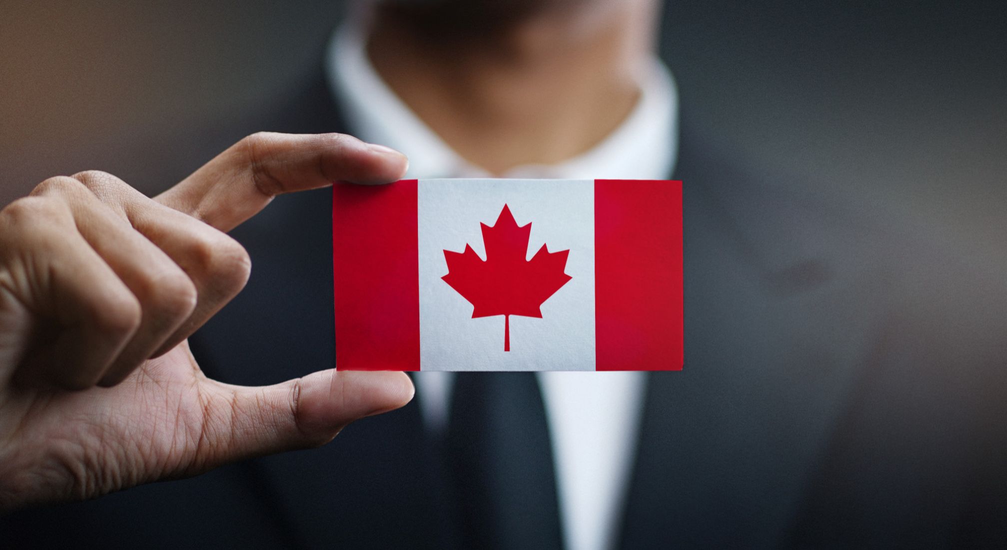 اخذ ویزای کانادا برای عزیزانتان